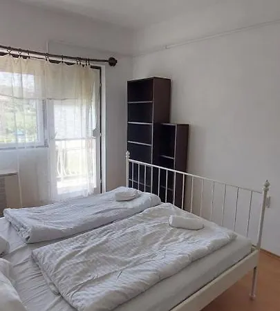 Apartment Bluebird
